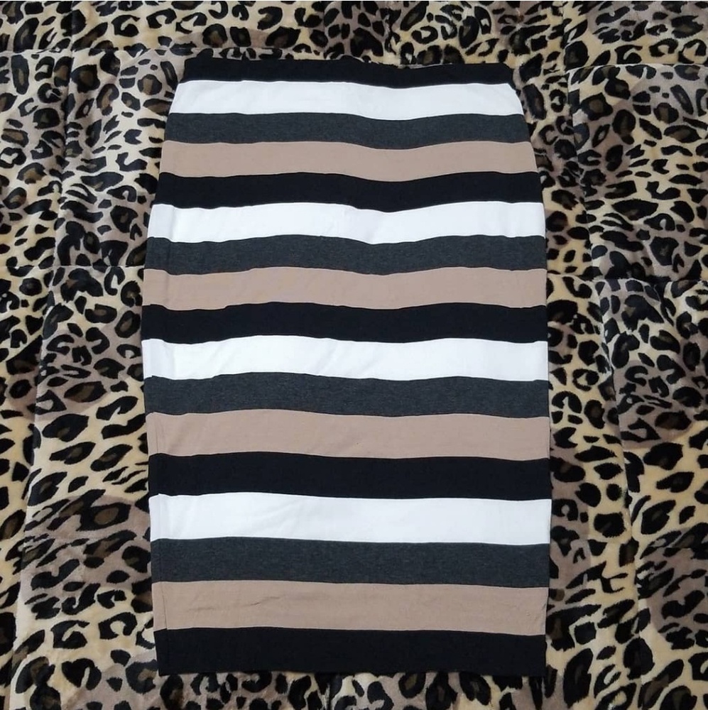 Vince Camuto Stretch Pencil Skirt, small/ medium